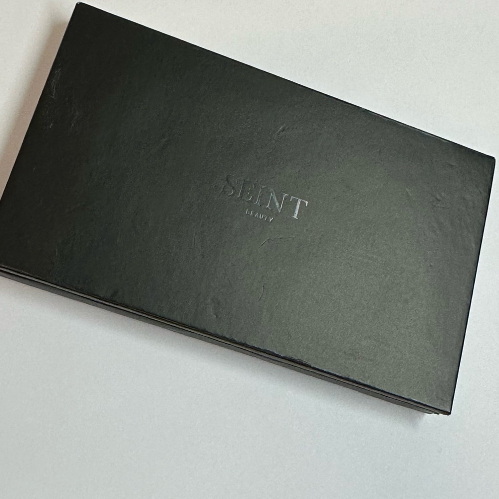 Seint Beauty Black Palette